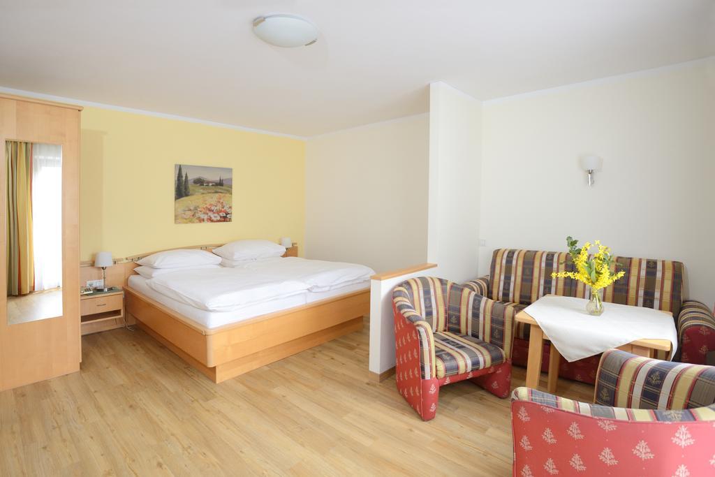 Hotel Moenichwalderhof Monichwald Habitación foto